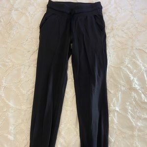 Lululemon black joggers size 2